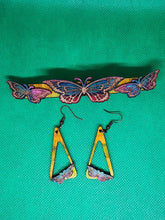 Load image into Gallery viewer, Butterflies Hairclip & Wooden Earrings Set