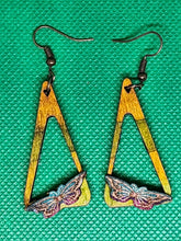 Load image into Gallery viewer, Butterflies Hairclip & Wooden Earrings Set