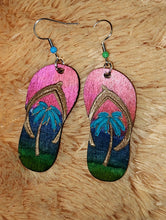 Load image into Gallery viewer, Flip Flop - Pendientes de madera