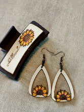 Load image into Gallery viewer, Sunflower Hair Clip & Wooden Earrings Set
