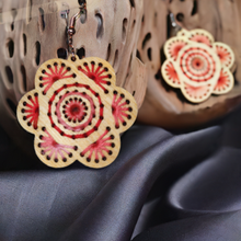 Load image into Gallery viewer, Natural Splendor Wooden Earrings