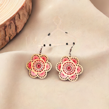Load image into Gallery viewer, Natural Splendor Wooden Earrings
