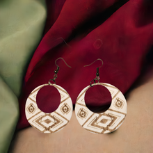 Load image into Gallery viewer, Tribal Spirit Earrings