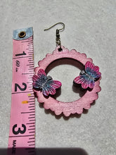 Load image into Gallery viewer, Mariposa Serena – Hand-Painted Wooden Butterfly Earrings
