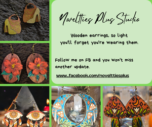Mariposa Serena – Hand-Painted Wooden Butterfly Earrings